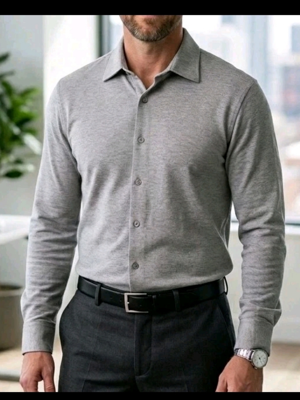 Long Sleeves Men's Dress Shirt. NEW. Size US 17.5